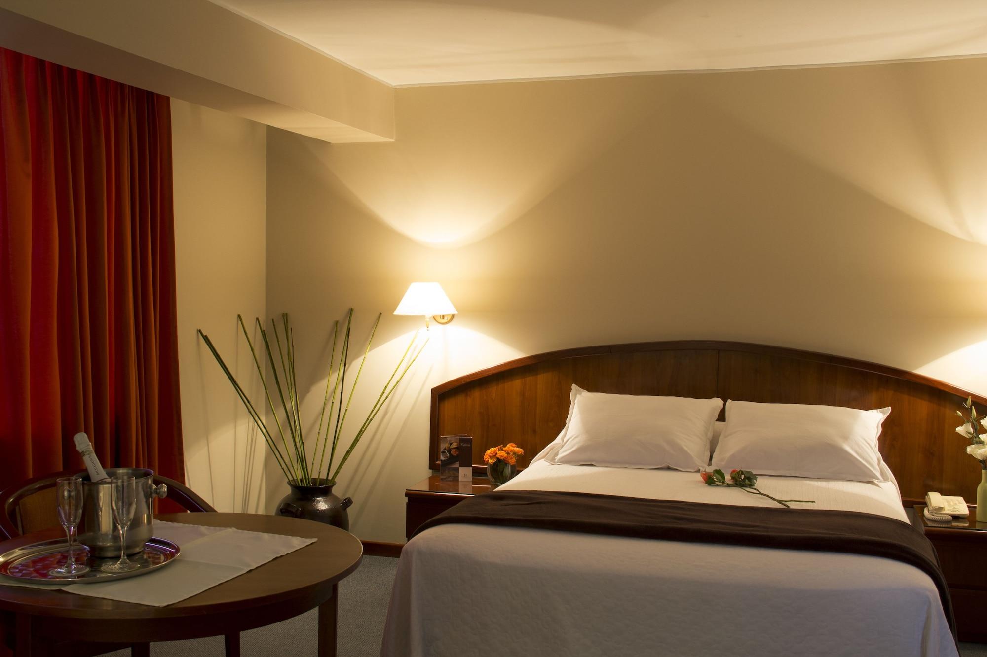 Hotel Park Suites Lima Exterior foto