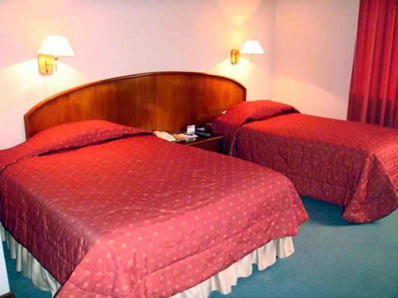 Hotel Park Suites Lima Zimmer foto